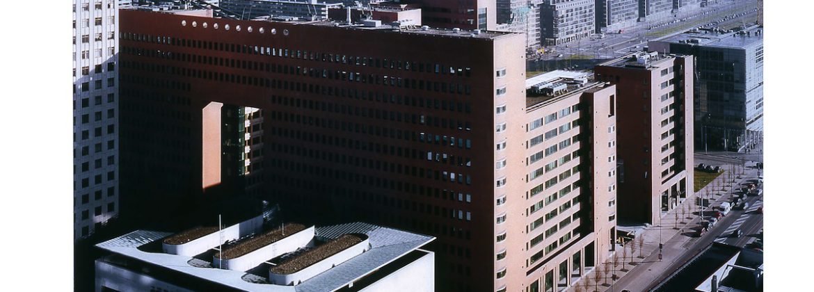 Vincenzo Castella: Atenas (2001). Cibachrome sobre metacrilato (90,5 x 114 cm)