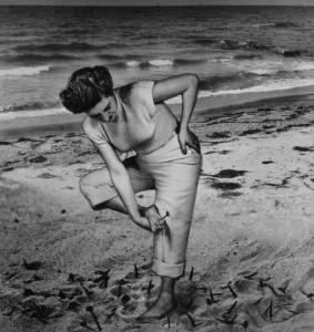 Grete Stern, Sueño nº 39 (Sin título), 1949. Gelatina de plata sobre papel (23,5 x 21,6 cm)